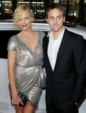 Actress Charlize Theron and actor director Stuart Townsend started dating in 