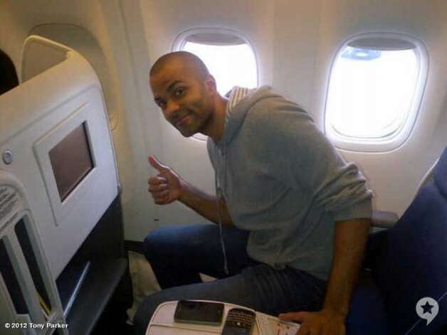 Tony Parker shared the news with his Facebook and Twitter followers early on the morning of July 6, 2012: He was cleared by Spurs-approved doctors to play for the French national team in the Summer Olympics. (Courtesy photo) / SA