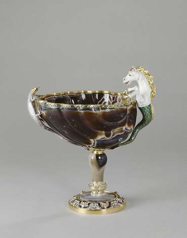 Jewel-encrusted shell-shaped cup circa 1650. Photo: Daniel Arnaudet / SF