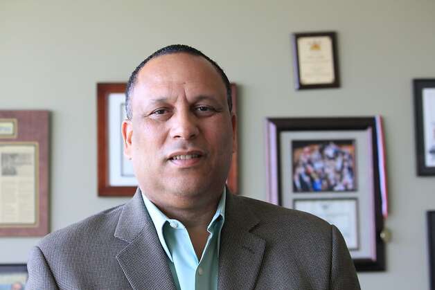 Housing chief Henry Alvarez is accused of helping to steer agency contracts to certain favored bidders. Photo: Rose Dennis, San Francisco Housing Authority