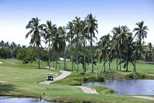 Colima's golf courses are receiving the highest priority for tourism development. Photo: © CPTM-Photo