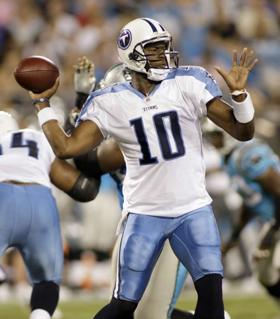 Vince Young as the Tennessee Titans quarterback. Photo: Rick Havner, Associated Press