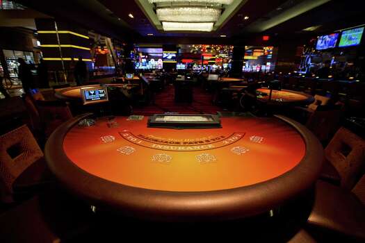Houston billionaire's Lake Charles casino opens early
