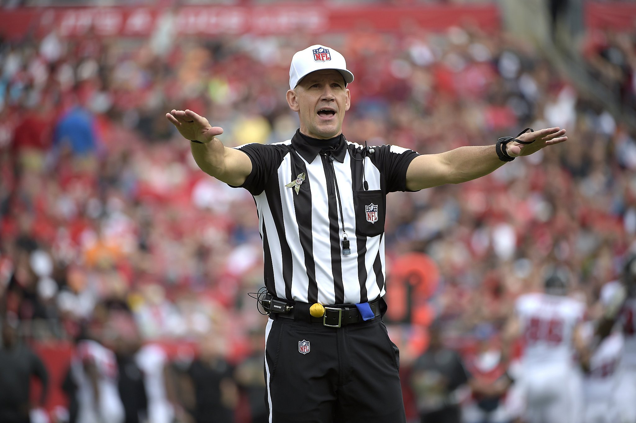 refs-have-to-really-make-the-grade-to-officiate-super-bowl-san