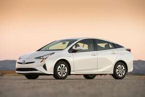 Toyota hybrid pioneer rewrites the rulebook - Photo