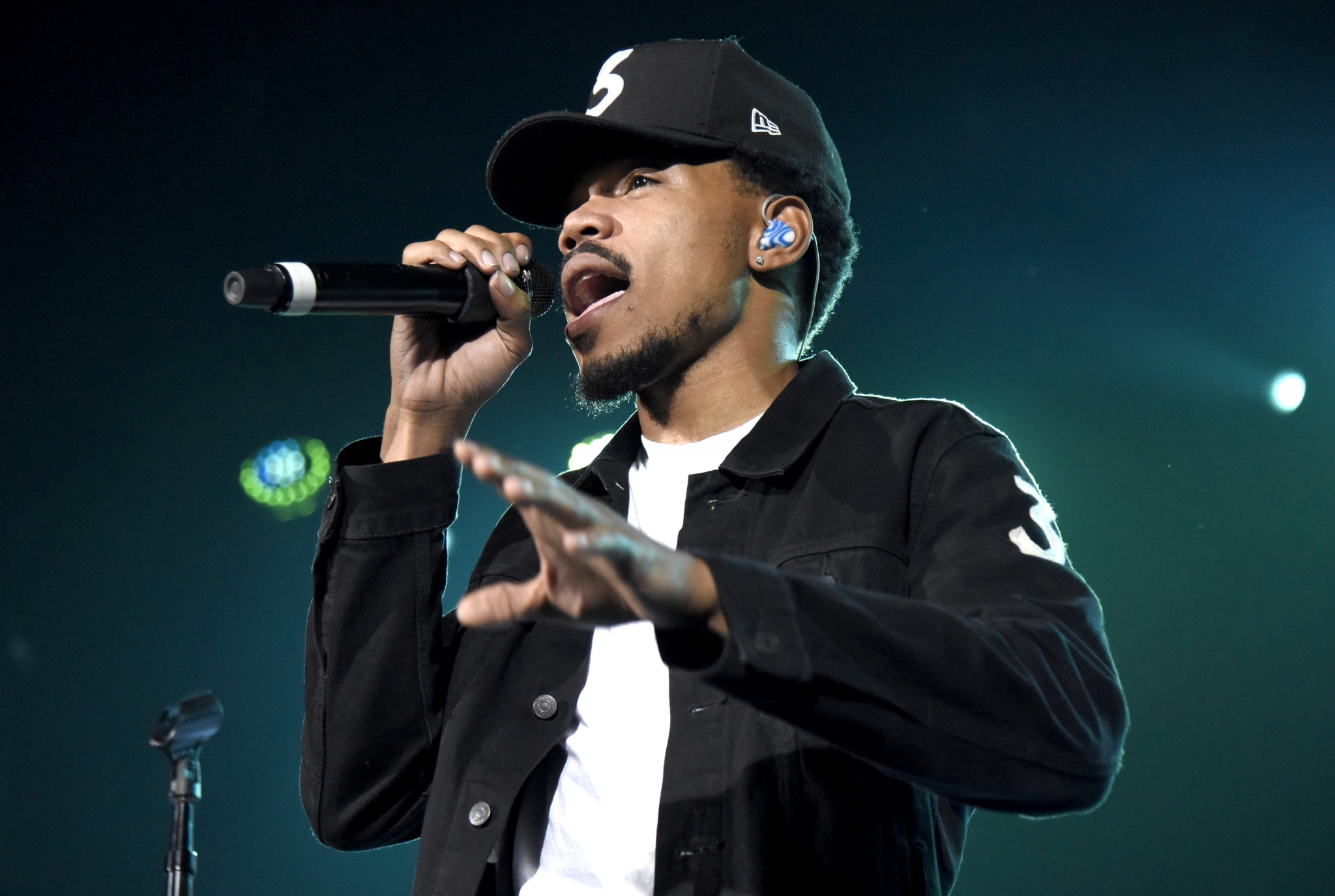 Chance the Rapper makes believers out of San Francisco audience ... - SFGate