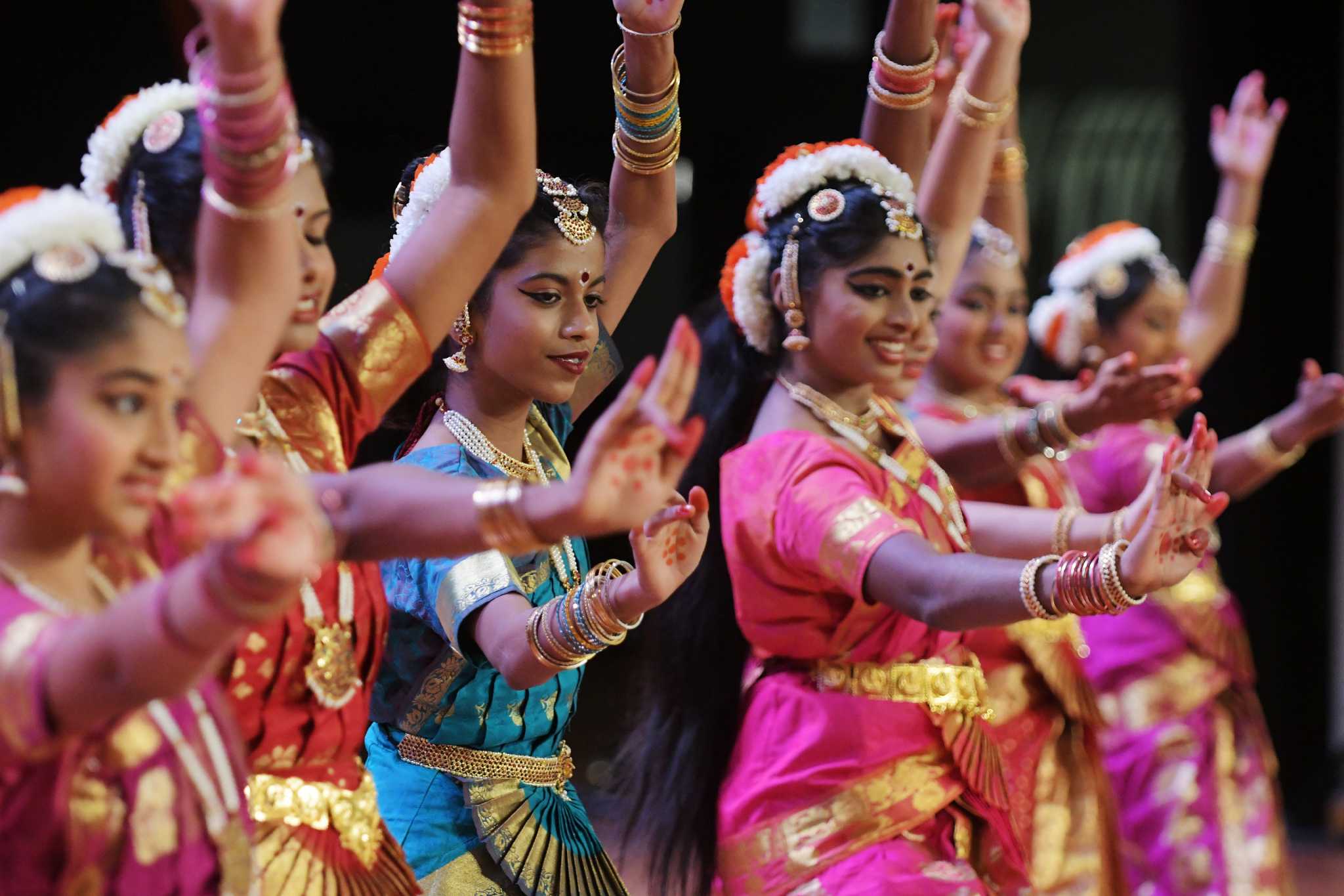 Photos: World cultures shine at Festival of Nations