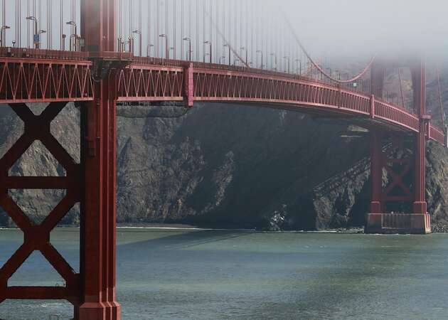 Golden Gate Bridge plans to add suicide nets despite high bids
