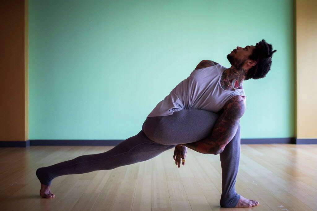 Yoga: Yoga Challenge Poses