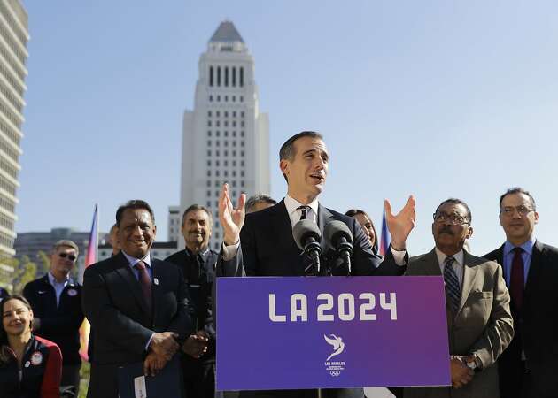Development, crime rival contest for LA mayor