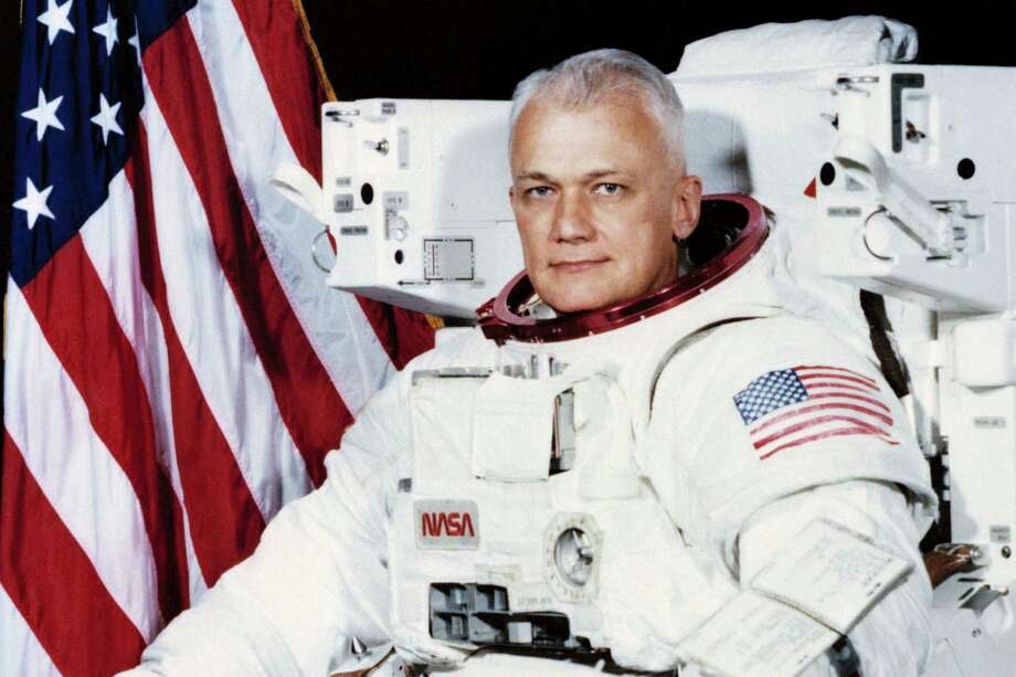 Former astronaut and retired U.S. Navy captain Bruce McCandless   II died Thursday in California at age 80. He was the first to fly untethered in space, where he logged more than 312 hours. Photo: HOGP / NASA