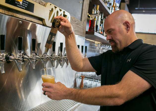 Former MLB player has another hit with Los Gatos brewpub